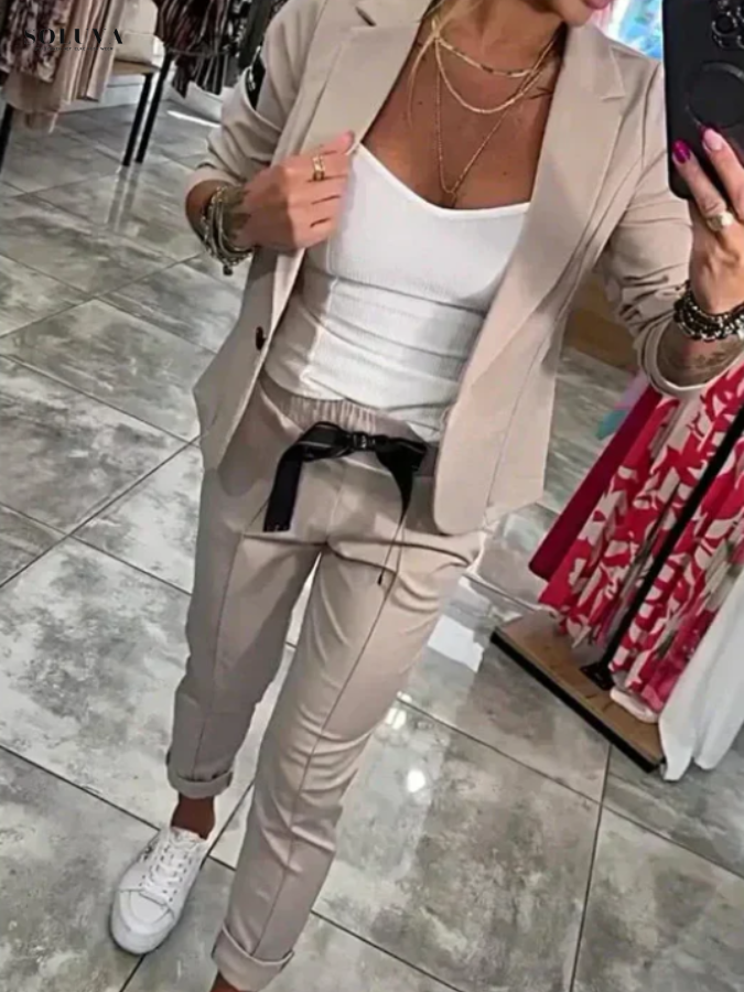Clara - Elegante Casual Set